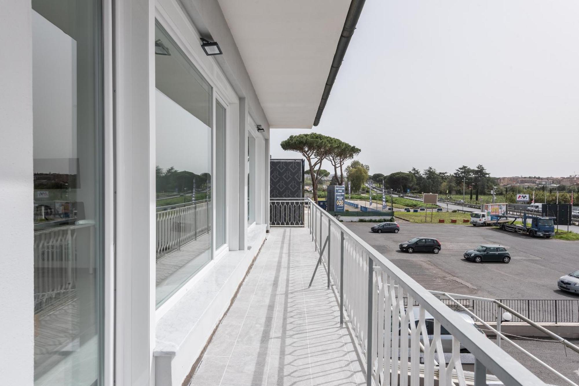 Travelershome Ciampino Airport Guesthouse 600M To Airport Ngoại thất bức ảnh