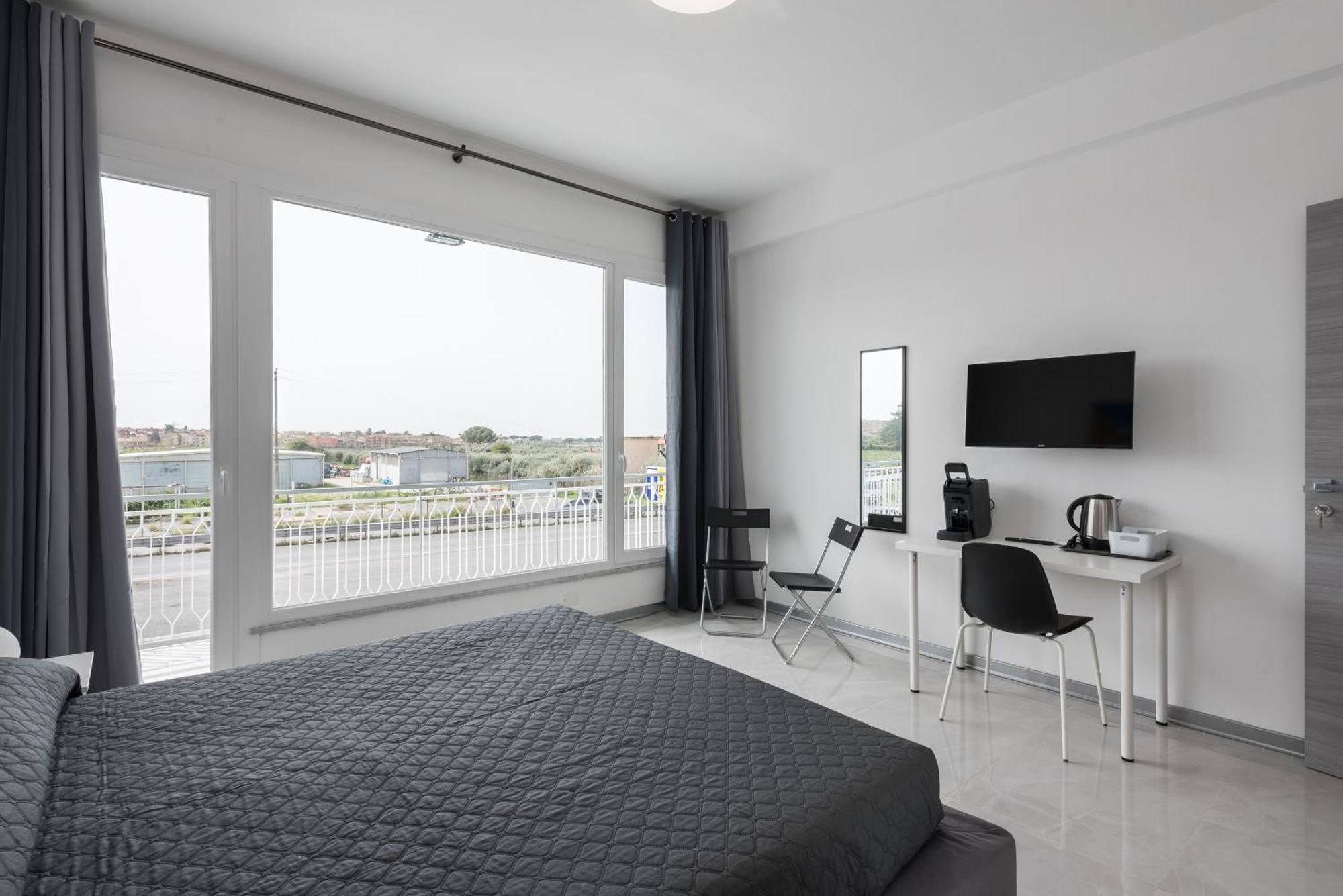 Travelershome Ciampino Airport Guesthouse 600M To Airport Ngoại thất bức ảnh